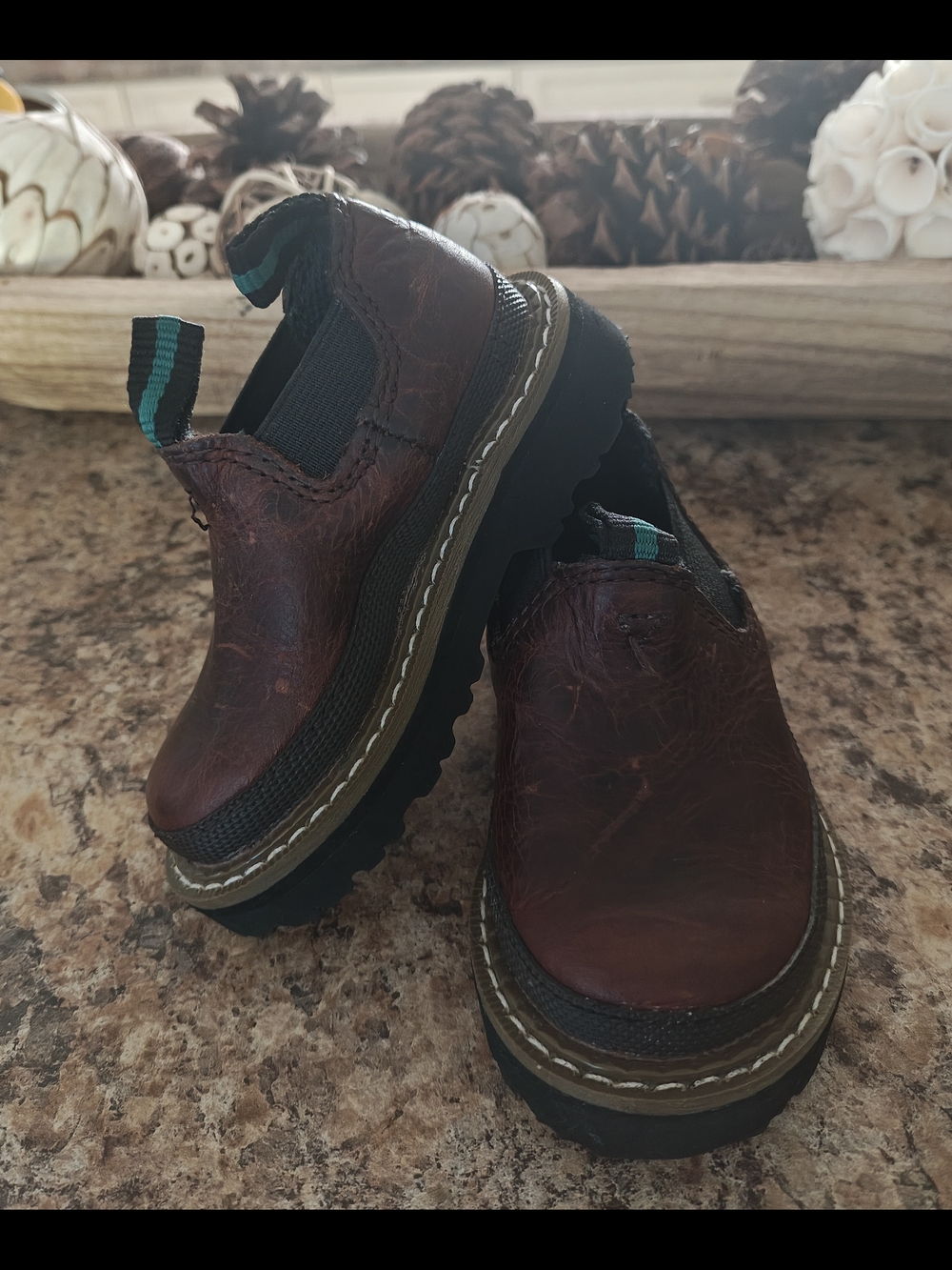 Baby Boy/Girl Georgia Romeos in Brown